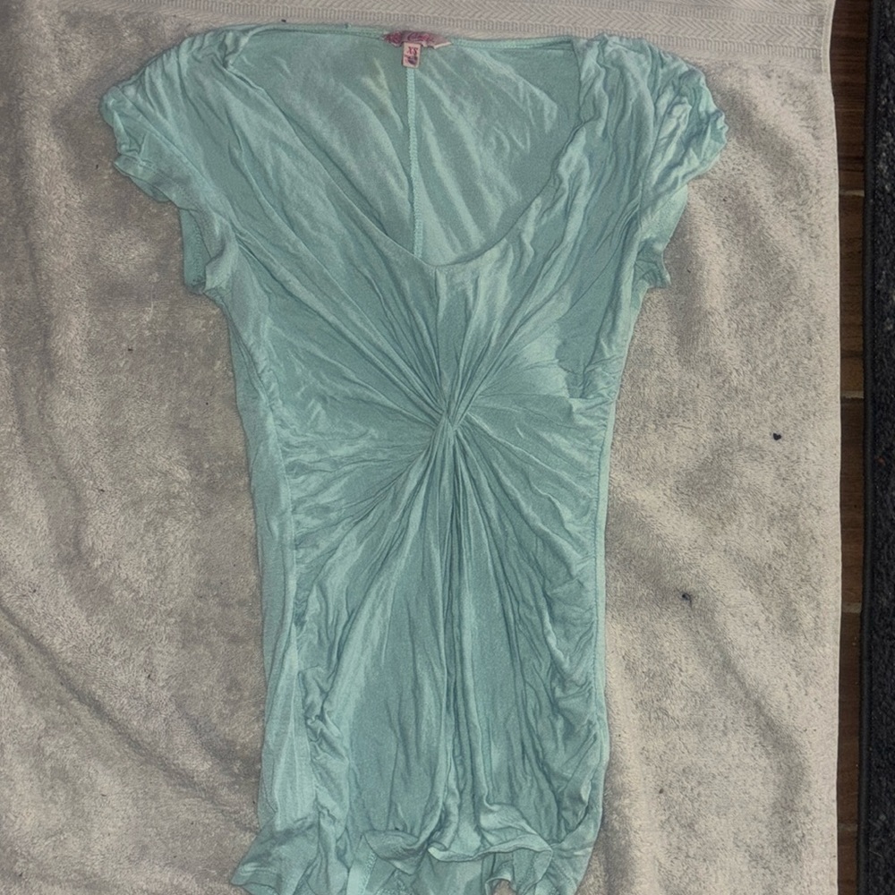 Women shirt